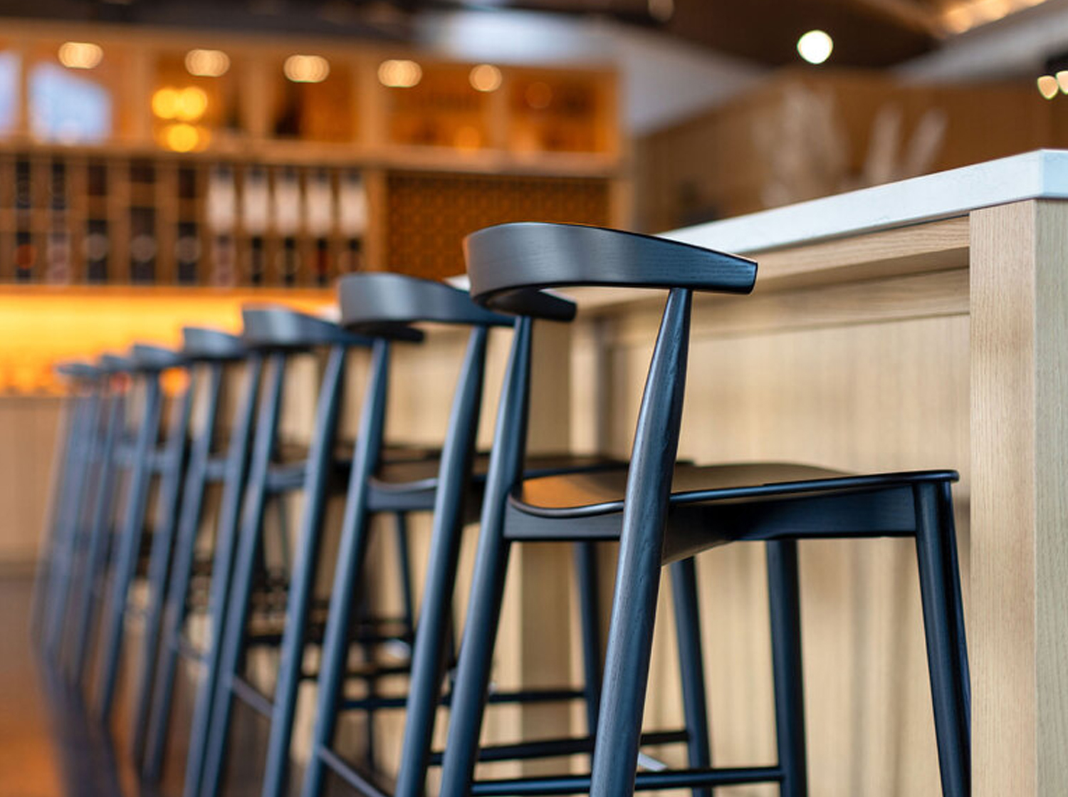 Cappellini_ BrogliatoTraverso_ Newood Light_ Winery & Wine Shop Mionetto